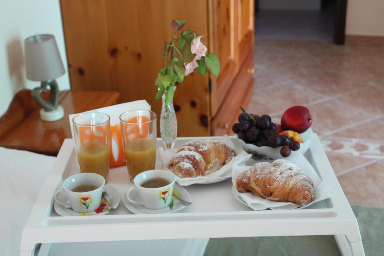 La Collina Bed & Breakfast Santa Maria Del Cedro Exterior foto