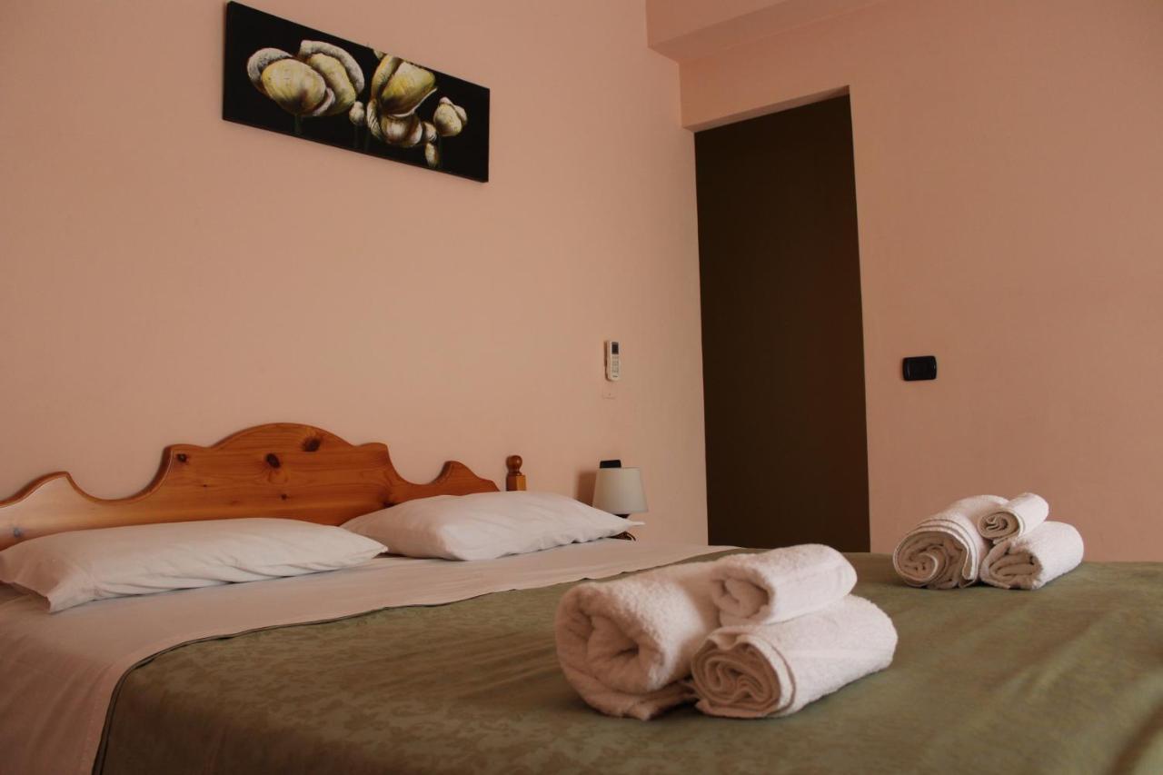 La Collina Bed & Breakfast Santa Maria Del Cedro Exterior foto